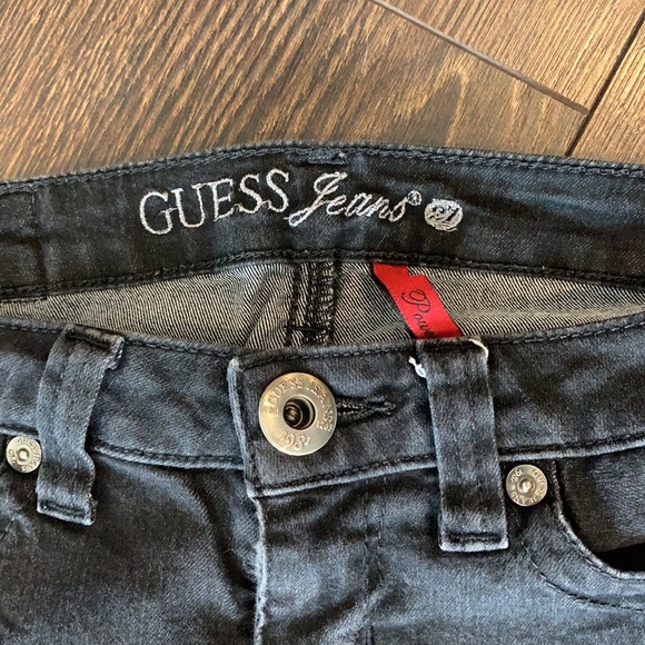 Guess jeans. - Picture 2 of 3